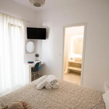 Paros Cycladic Haven - Fully Equipped & Cozy Bed and breakfast *